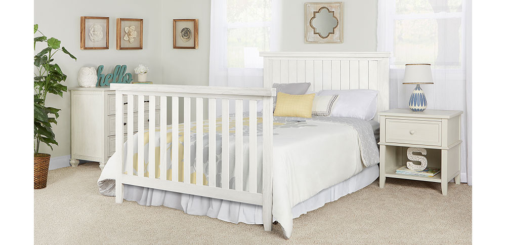 772_WWHITE_Footboard_RmScene